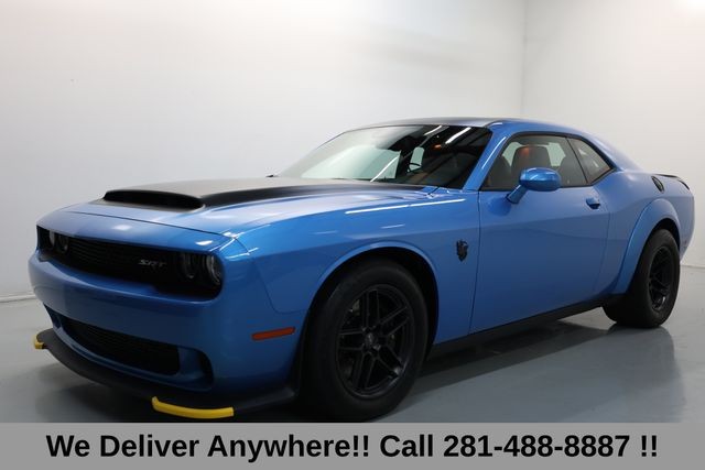 Dodge Challenger Vehicle Full-screen Gallery Image 03