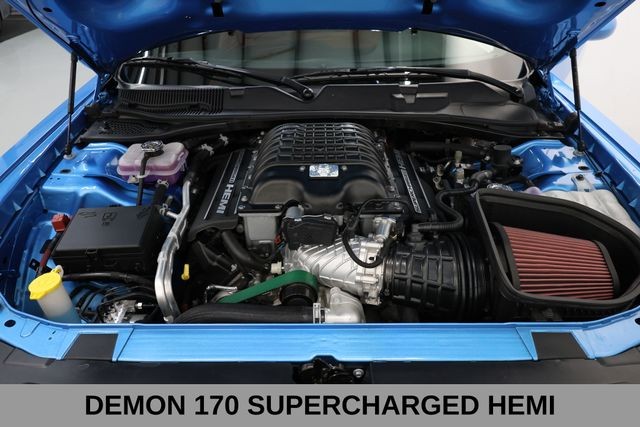 Dodge Challenger Vehicle Full-screen Gallery Image 15