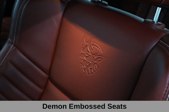 Dodge Challenger Vehicle Full-screen Gallery Image 21