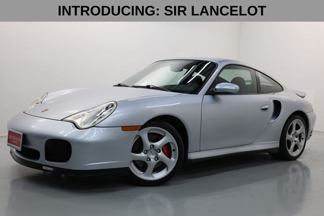 Porsche 911 Carrera Vehicle Full-screen Gallery Image 02
