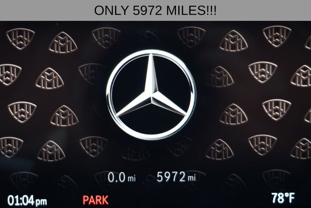 Mercedes-Benz GLS Vehicle Full-screen Gallery Image 05
