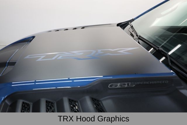 Ram 1500 Vehicle Full-screen Gallery Image 14