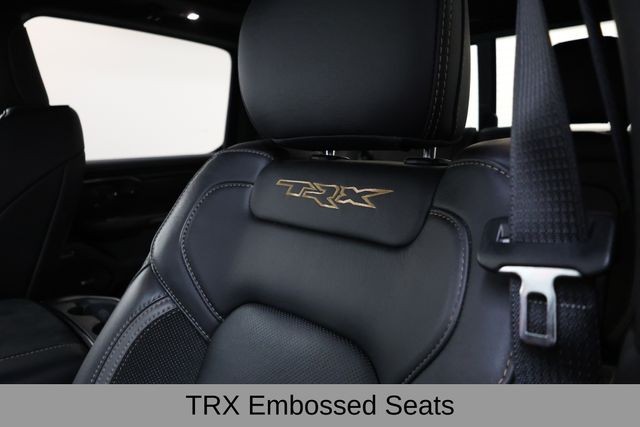 Ram 1500 Vehicle Full-screen Gallery Image 17