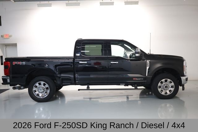 Ford Super Duty F-250 SRW Vehicle Full-screen Gallery Image 04