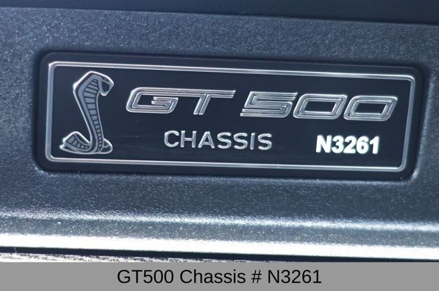 Ford Mustang Vehicle Full-screen Gallery Image 09
