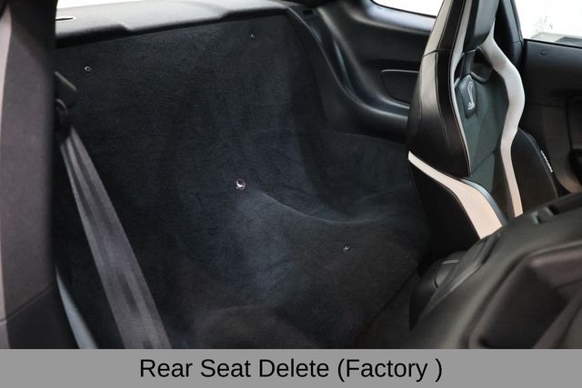 Ford Mustang Vehicle Full-screen Gallery Image 20