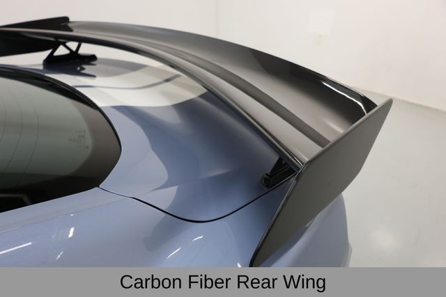 Ford Mustang Vehicle Full-screen Gallery Image 21
