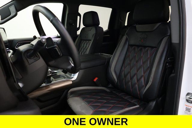 Chevrolet Silverado 1500 Vehicle Full-screen Gallery Image 08