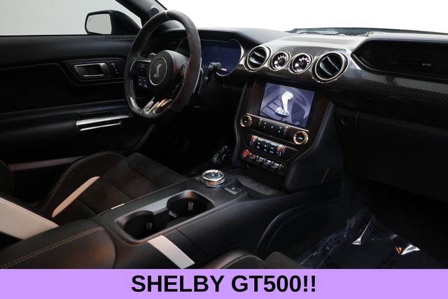 Ford Mustang Vehicle Full-screen Gallery Image 13