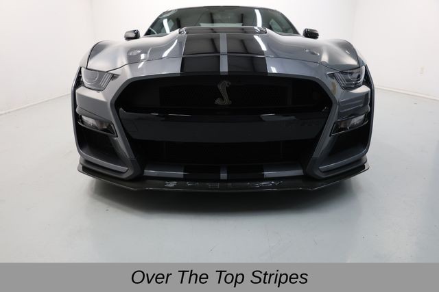 Ford Mustang Vehicle Full-screen Gallery Image 21
