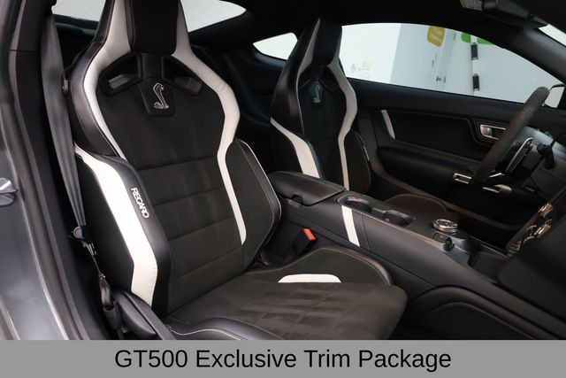 Ford Mustang Vehicle Full-screen Gallery Image 22
