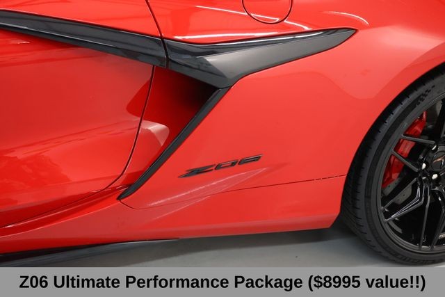 Chevrolet Corvette Vehicle Full-screen Gallery Image 05