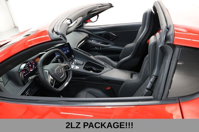 Chevrolet Corvette Vehicle Full-screen Gallery Image 14