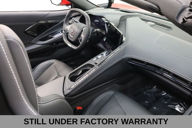Chevrolet Corvette Vehicle Full-screen Gallery Image 19
