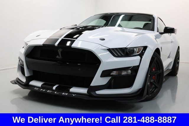 Ford Mustang Vehicle Full-screen Gallery Image 02