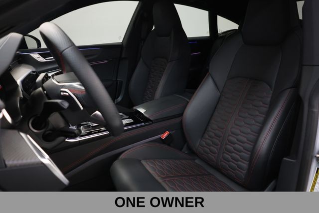 Audi RS 7 Vehicle Full-screen Gallery Image 11