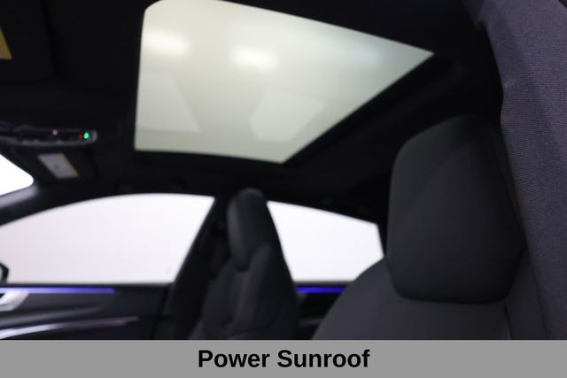 Audi RS 7 Vehicle Full-screen Gallery Image 25