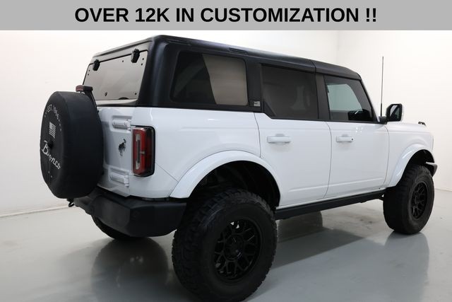 Ford Bronco Vehicle Full-screen Gallery Image 05