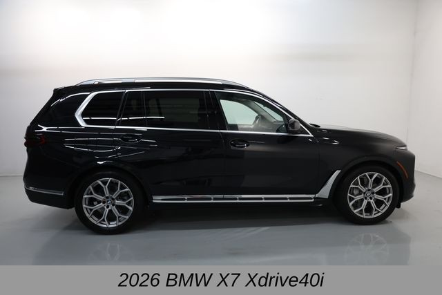 BMW X7 Vehicle Full-screen Gallery Image 04