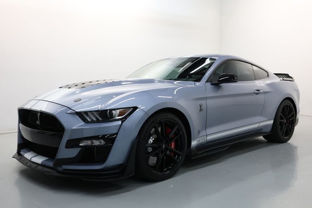 more details - ford mustang