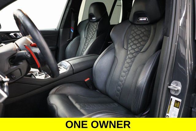 BMW X5 M Vehicle Full-screen Gallery Image 08