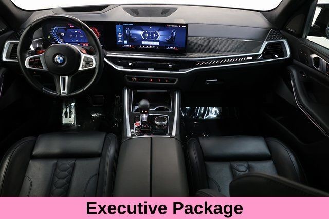 BMW X5 M Vehicle Full-screen Gallery Image 10