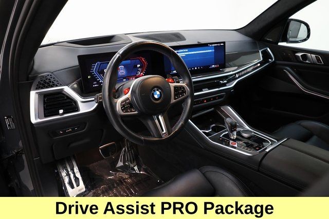 BMW X5 M Vehicle Full-screen Gallery Image 11