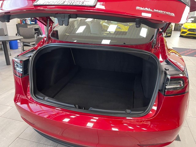 Tesla Model 3 Vehicle Image 13