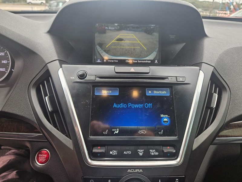 Acura MDX Vehicle Full-screen Gallery Image 11