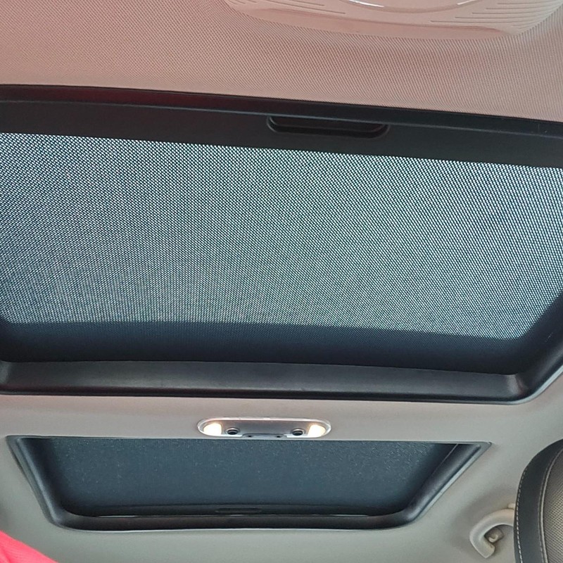 MINI COOPER Vehicle Full-screen Gallery Image 19