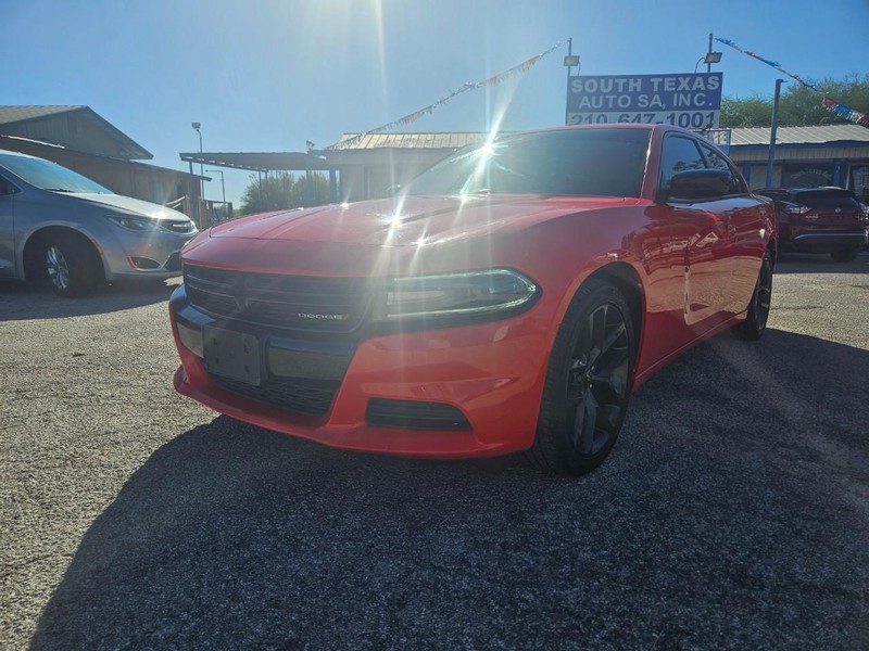 Dodge Charger Vehicle Full-screen Gallery Image 03