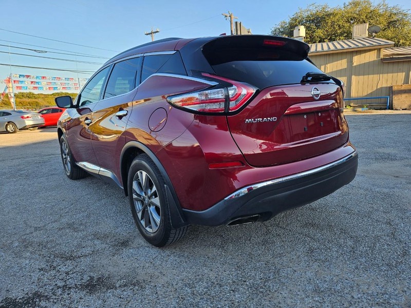 Nissan Murano Vehicle Full-screen Gallery Image 02