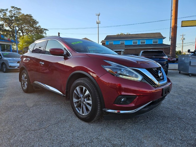 Nissan Murano Vehicle Full-screen Gallery Image 04