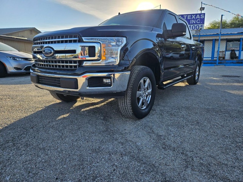 Ford F-150 Vehicle Full-screen Gallery Image 02