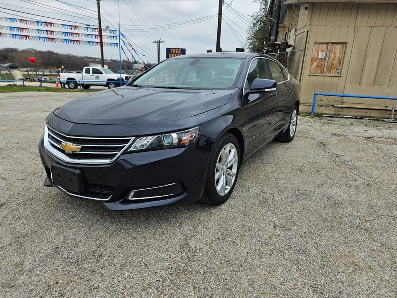 Chevrolet Impala Vehicle Full-screen Gallery Image 4