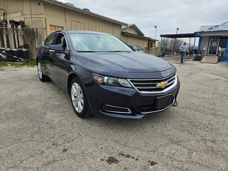 Chevrolet Impala Vehicle Full-screen Gallery Image 5