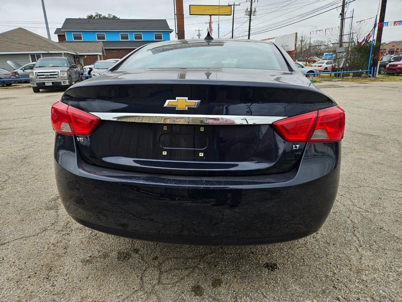 Chevrolet Impala Vehicle Full-screen Gallery Image 7