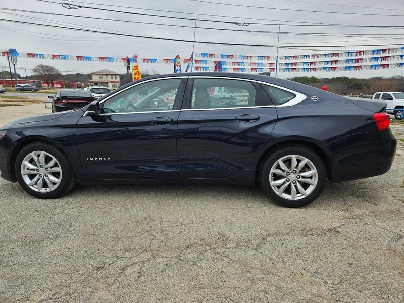 Chevrolet Impala Vehicle Full-screen Gallery Image 8