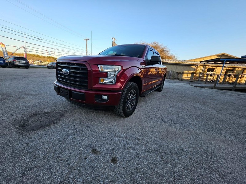 Ford F-150 Vehicle Full-screen Gallery Image 02
