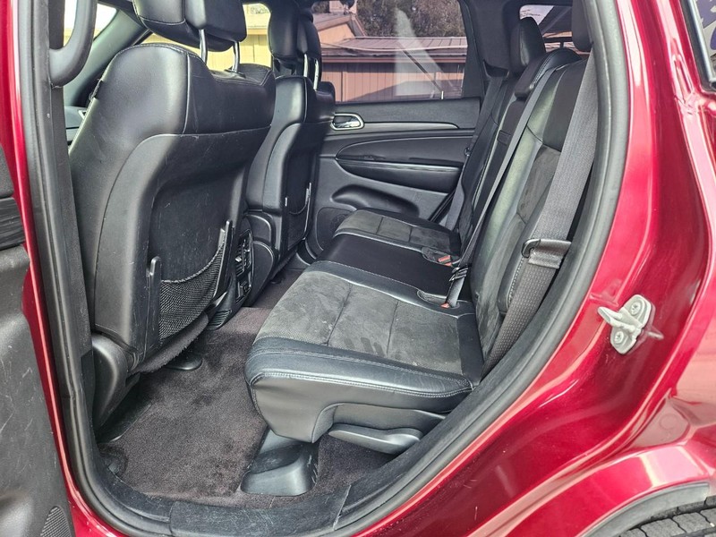 Jeep Grand Cherokee Vehicle Full-screen Gallery Image 9