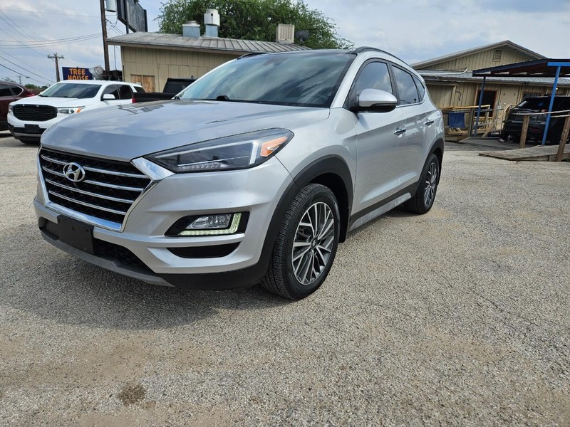 Hyundai Tucson Vehicle Full-screen Gallery Image 3