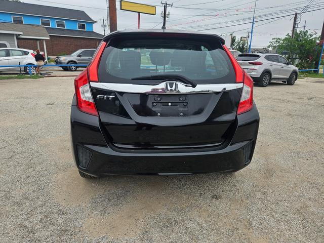 Honda Fit Vehicle Full-screen Gallery Image 8