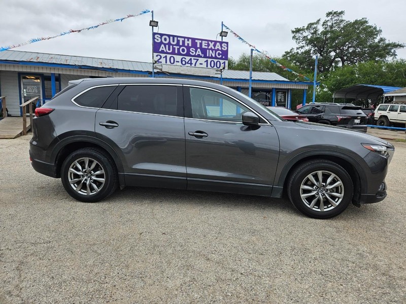 Mazda CX-9 Vehicle Full-screen Gallery Image 4
