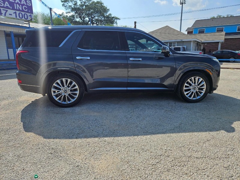 Hyundai Palisade Vehicle Full-screen Gallery Image 2