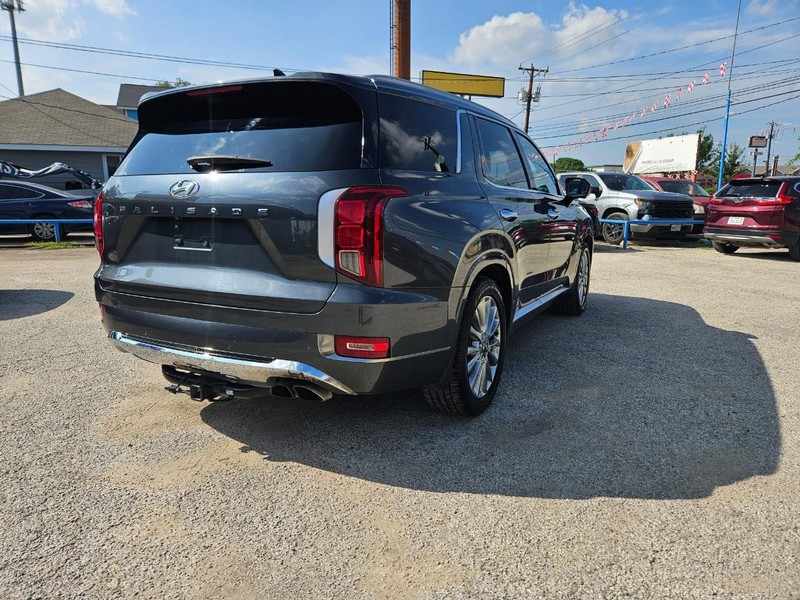 Hyundai Palisade Vehicle Full-screen Gallery Image 5