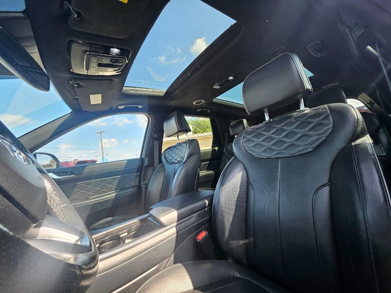 Hyundai Palisade Vehicle Full-screen Gallery Image 12