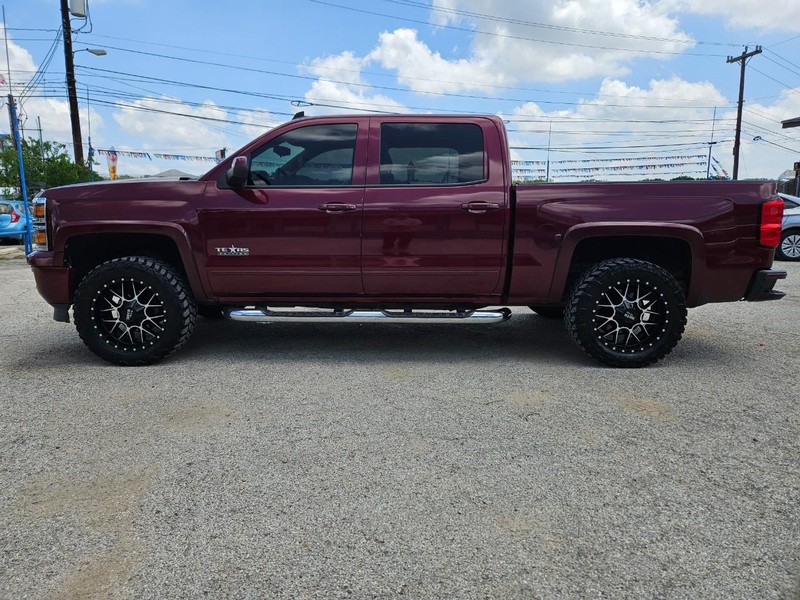 Chevrolet Silverado 1500 Vehicle Full-screen Gallery Image 2