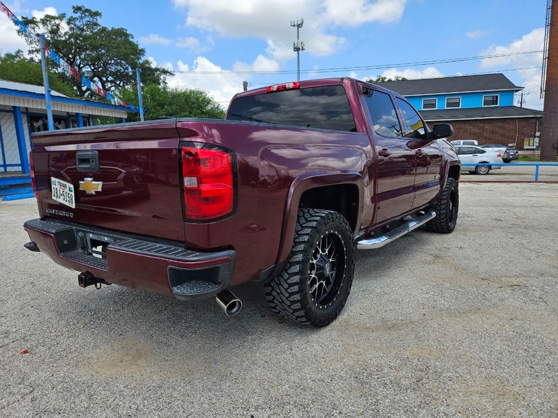 Chevrolet Silverado 1500 Vehicle Full-screen Gallery Image 5