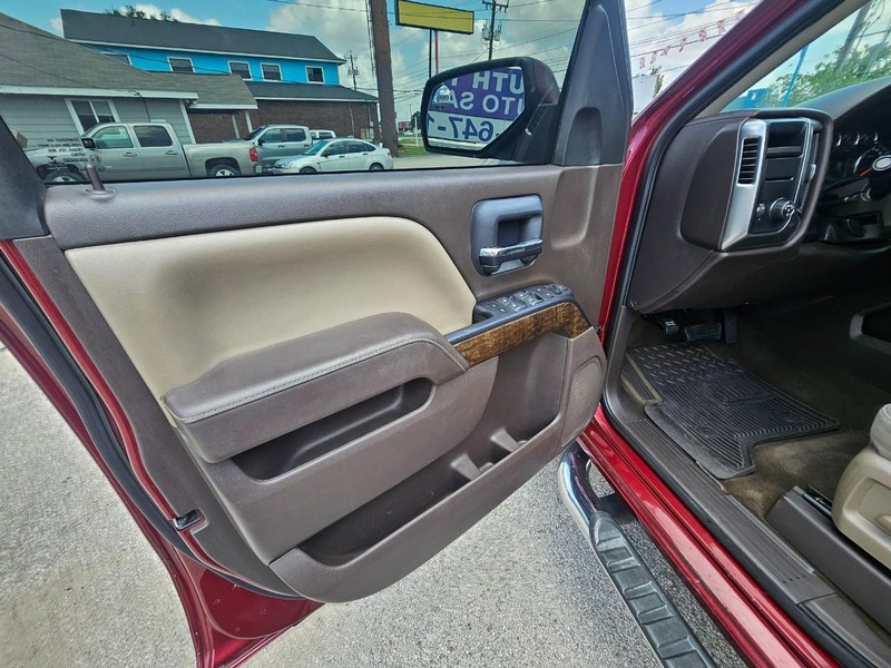 Chevrolet Silverado 1500 Vehicle Full-screen Gallery Image 10