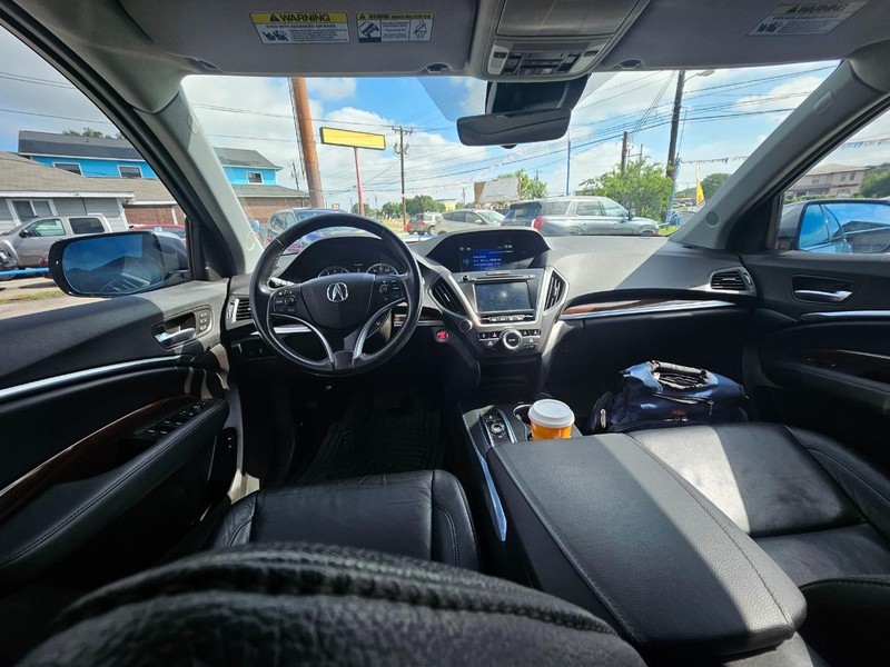 Acura MDX Vehicle Full-screen Gallery Image 7